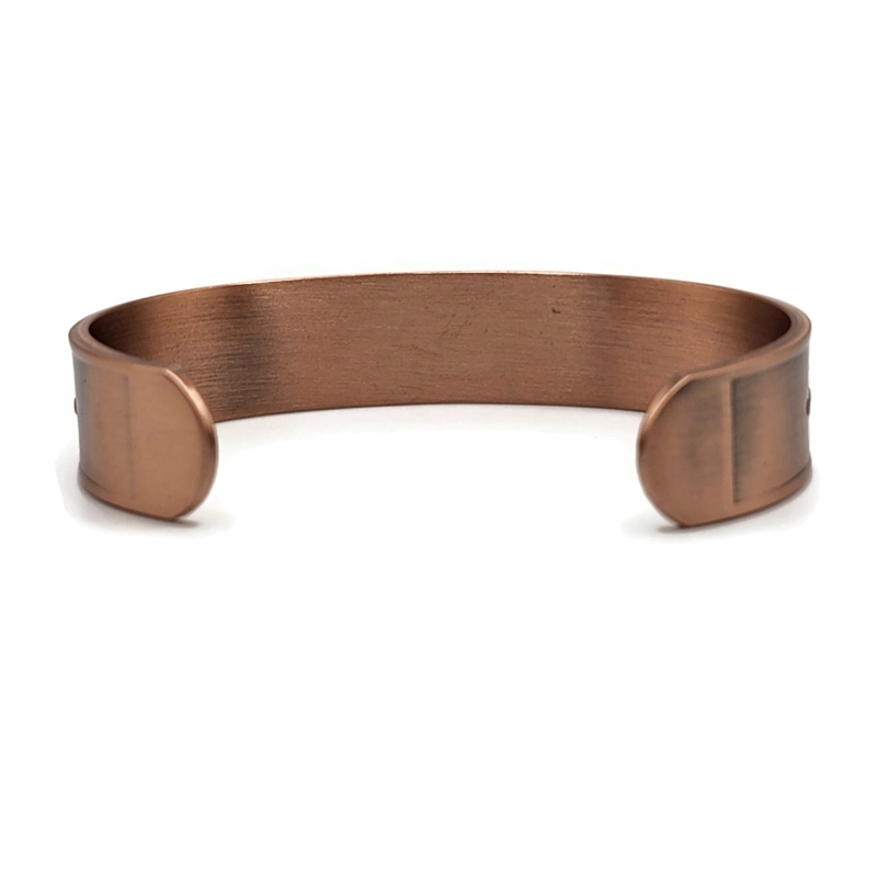 Adjustable magnetic copper tree of life bracelet.
