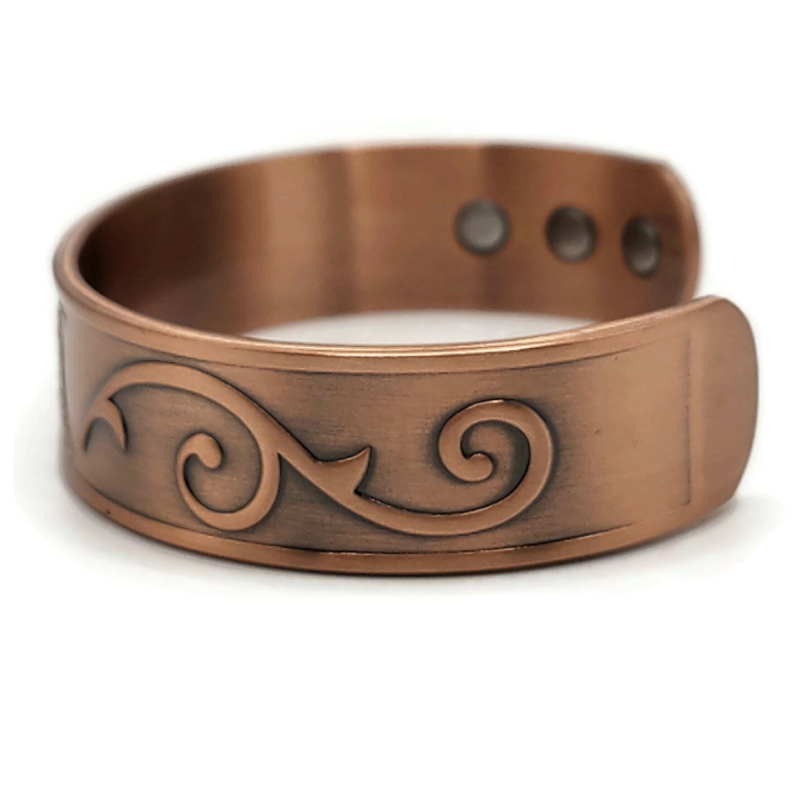 Triple moon copper magnetic bracelet.