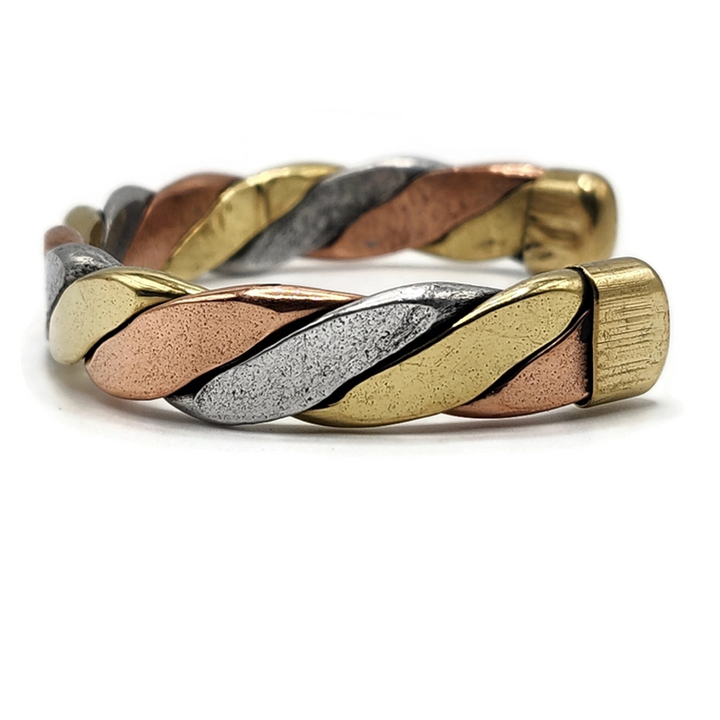 Adjustable three metal twisted bracelet.